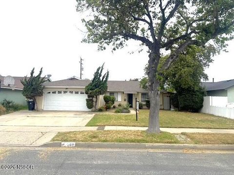 Photo of 839 E El Camino Street, Santa Maria, CA 93454 (MLS # 26000818)
