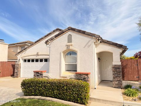 Photo of 1305 Eliza Drive, Santa Maria, CA 93458 (MLS # 26000689)