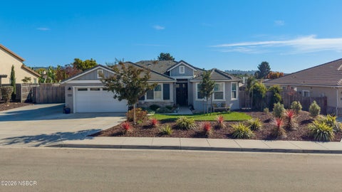 Photo of 1020 Shultz Lane, Santa Maria, CA 93455 (MLS # 26002017)