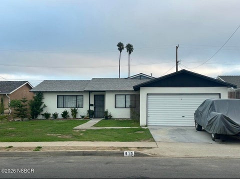 Photo of 913 W Pine Avenue, Lompoc, CA 93436 (MLS # 26001944)