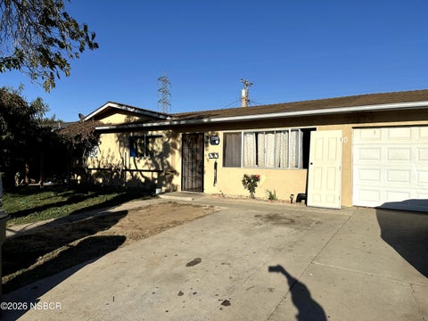 Photo of 1200 N Benwiley Avenue, Santa Maria, CA 93458 (MLS # 26002037)