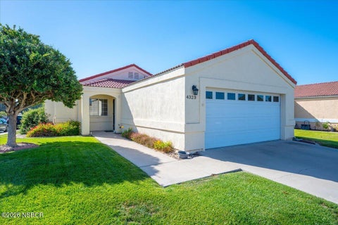 Photo of 4323 Ridgecrest Street, Santa Maria, CA 93455 (MLS # 26001978)