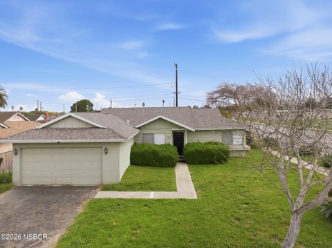Photo of 600 N Y Street, Lompoc, CA 93436 (MLS # 26000448)