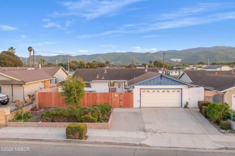Photo of 1504 W Airport Avenue, Lompoc, CA 93436 (MLS # 26000722)