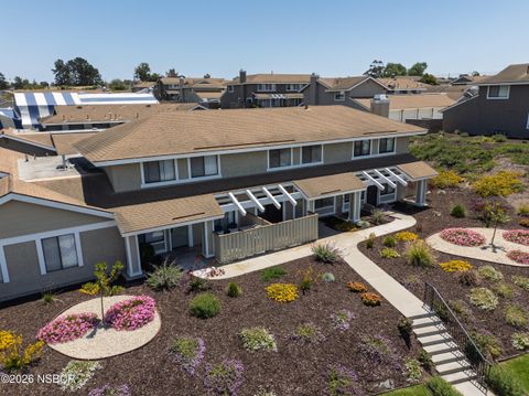 Photo of 1140 Hilltop Road #C, Santa Maria, CA 93455 (MLS # 26000994)