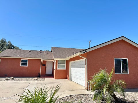 Photo of 506 E Taylor Street, Santa Maria, CA 93454 (MLS # 26001184)