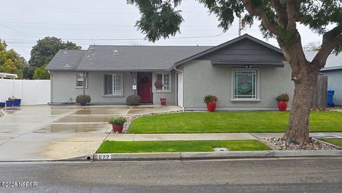 Photo of 622 N East Avenue E, Santa Maria, CA 93454 (MLS # 26000944)