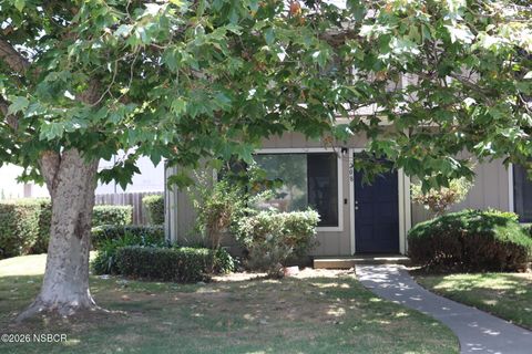 Photo of 208 N R Street, Lompoc, CA 93436 (MLS # 26000904)