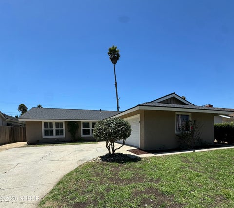 Photo of 313 Amherst Place, Lompoc, CA 93436 (MLS # 26001521)