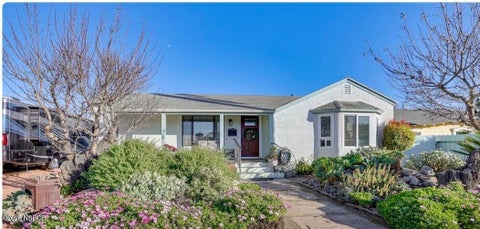 Photo of 208 S L ST, Lompoc, CA 93436 (MLS # 26001773)
