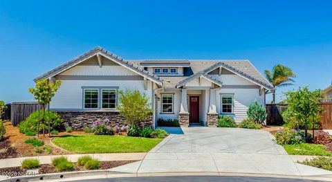 Photo of 5812 Lady Bells Drive, Santa Maria, CA 93455 (MLS # 26001177)
