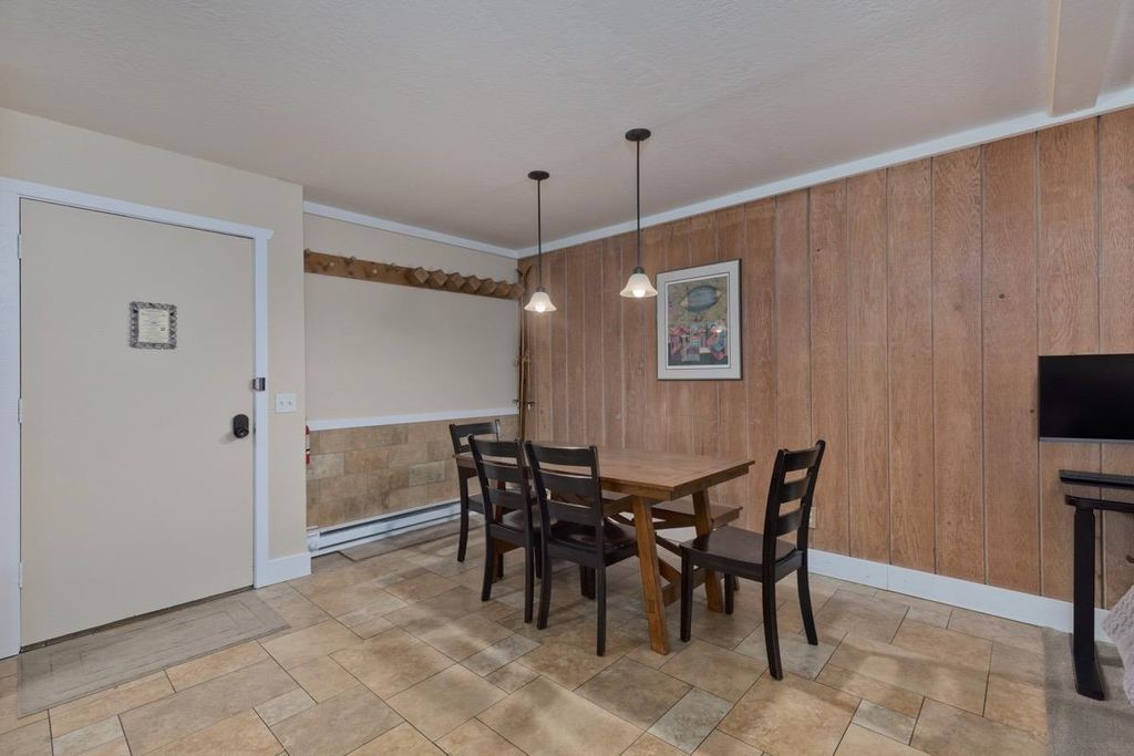 Photo of 3253 Meridian Blvd #E-7, Mammoth Lakes, CA 93546 (MLS # 250734)
