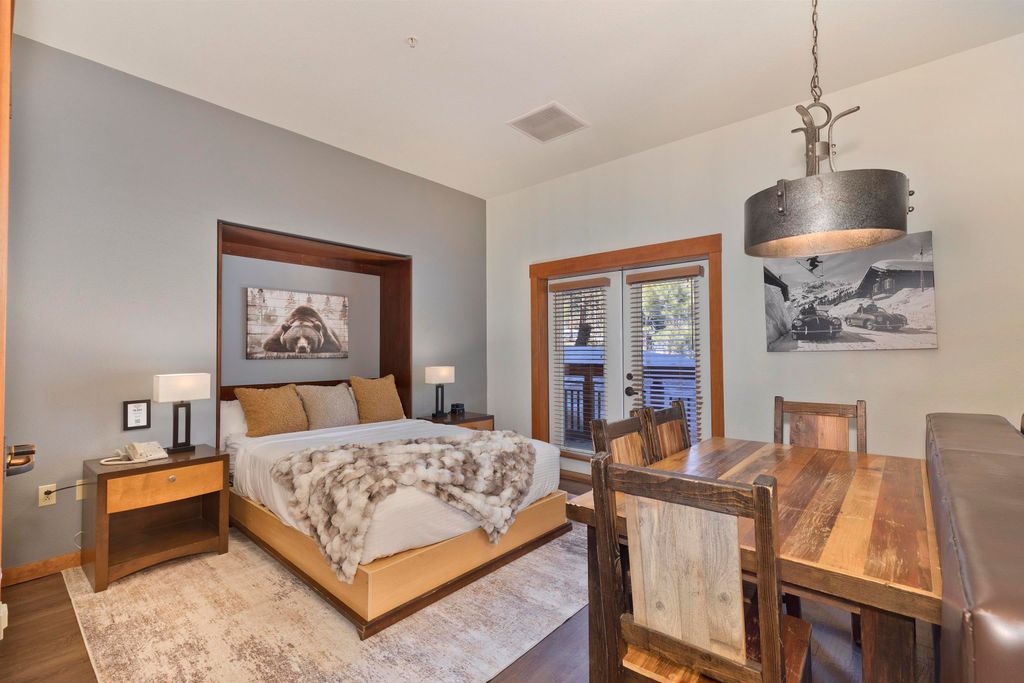 Photo of 6201 Minaret Road #2101, Mammoth Lakes, CA 93546 (MLS # 240756)