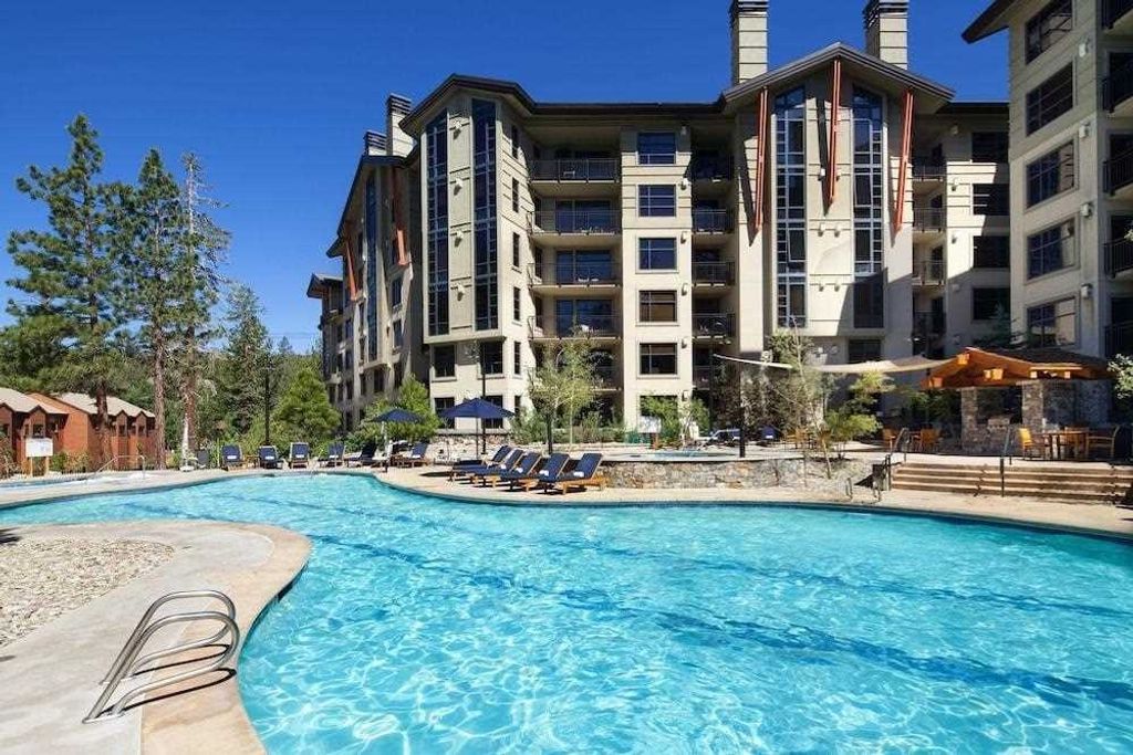 Photo of 50 Hillside Drive #546, Mammoth Lakes, CA 93546 (MLS # 250388)