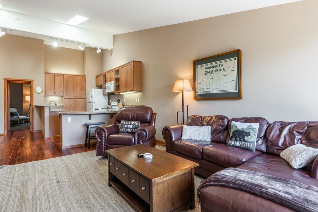 Photo of 1002 Fairway Cir #1002, Mammoth Lakes, CA 93546 (MLS # 250457)