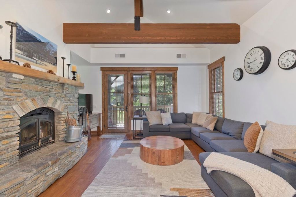 Photo of 1130 Pyramid Peak Dr #1130, Mammoth Lakes, CA 93546 (MLS # 250533)