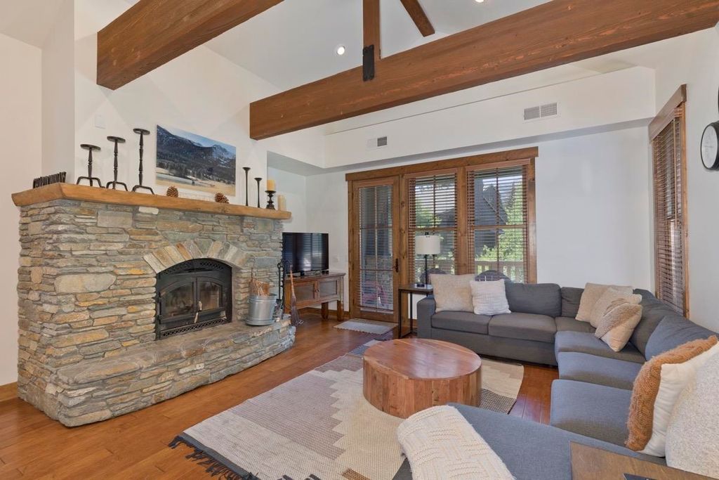 Photo of 1130 Pyramid Peak Dr #1130, Mammoth Lakes, CA 93546 (MLS # 250533)