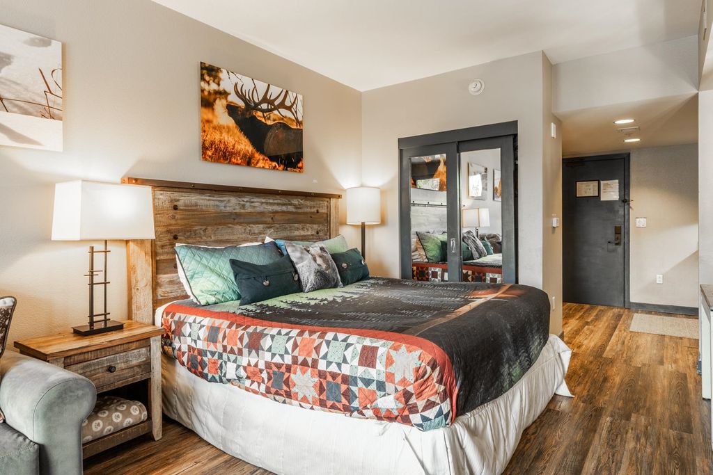 Photo of 50 Hillside Drive #304, Mammoth Lakes, CA 93546 (MLS # 250476)