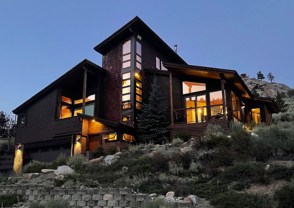 Photo of 34 Highland Pl, June Lake, CA 93529 (MLS # 250616)