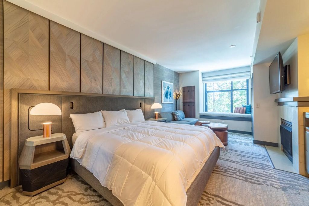 Photo of 50 Hillside Dr #344, Mammoth Lakes, CA 93546 (MLS # 250204)