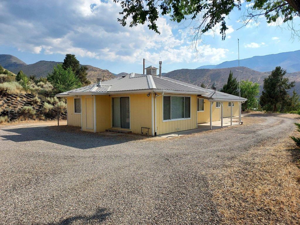 Photo of 59 Dry Canyon Road, Coleville, CA 96107 (MLS # 250534)