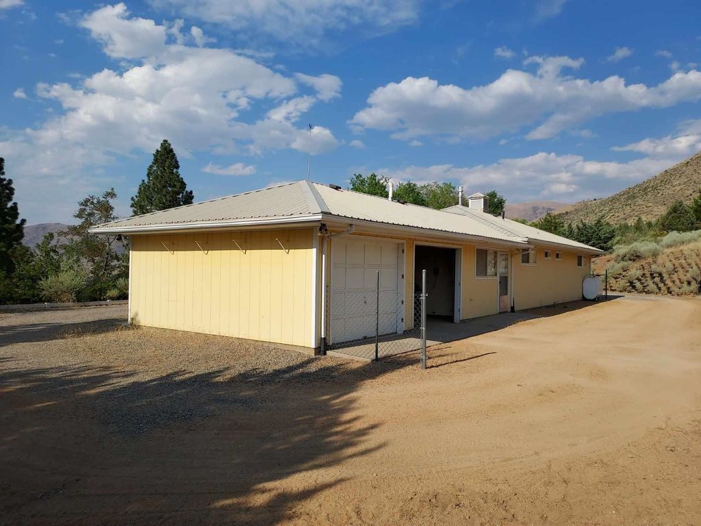 Photo of 59 Dry Canyon Road, Coleville, CA 96107 (MLS # 250534)
