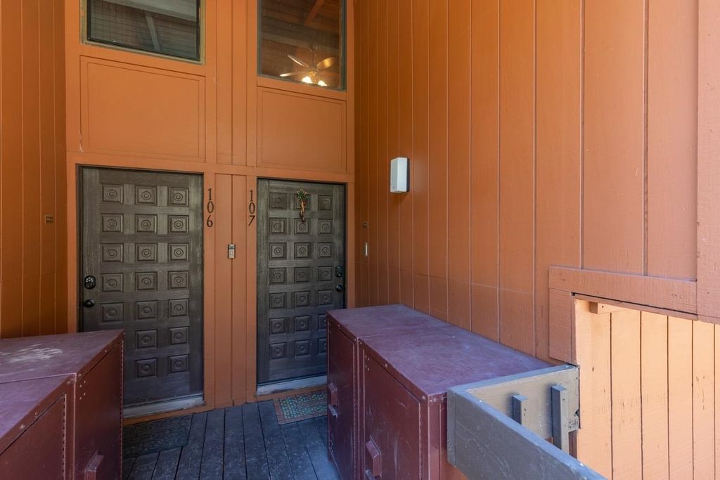Photo of 808 Canyon Boulevard #107, Mammoth Lakes, CA 93546 (MLS # 250628)