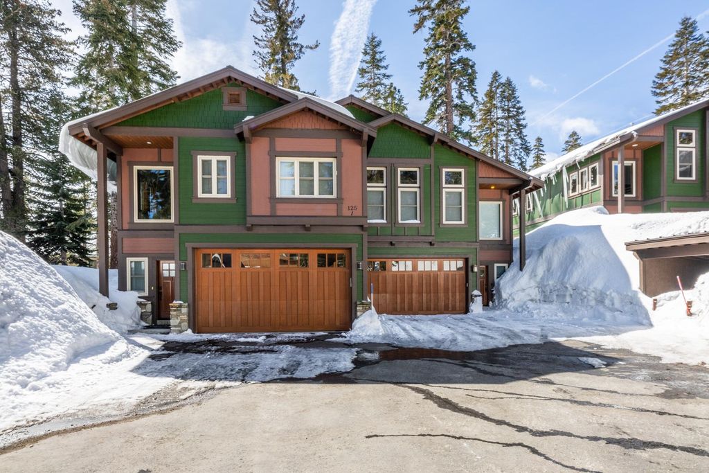 Photo of 125 Davison #2 Rd, Mammoth Lakes, CA 93546 (MLS # 250209)