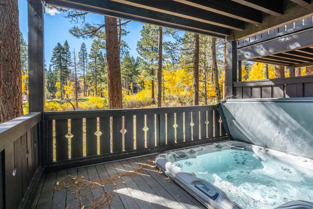 Photo of 1035 SIERRA STAR PARKWAY #1035, Mammoth Lakes, CA 93546 (MLS # 250731)