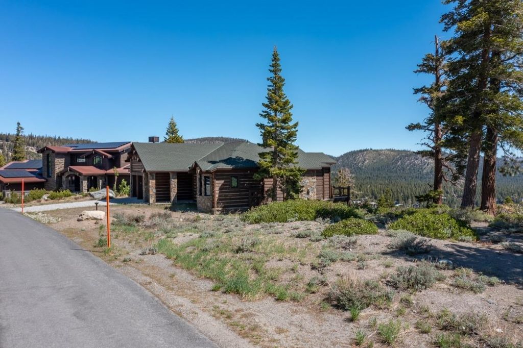 Photo of 325 Pine Street #58, Mammoth Lakes, CA 93546 (MLS # 250249)