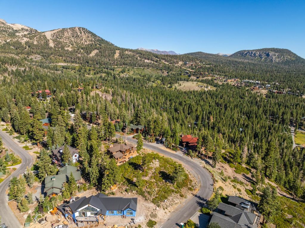Photo of 480 Fir St #53, Mammoth Lakes, CA 93546 (MLS # 250599)