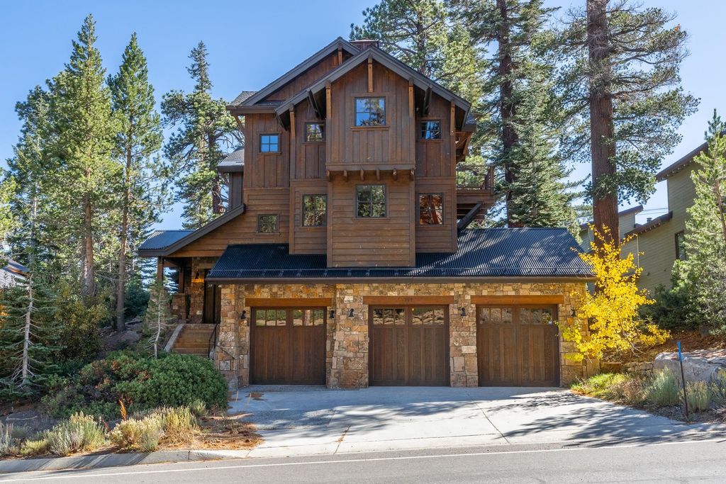 Photo of 757 Canyon Boulevard, Mammoth Lakes, CA 93546 (MLS # 250720)