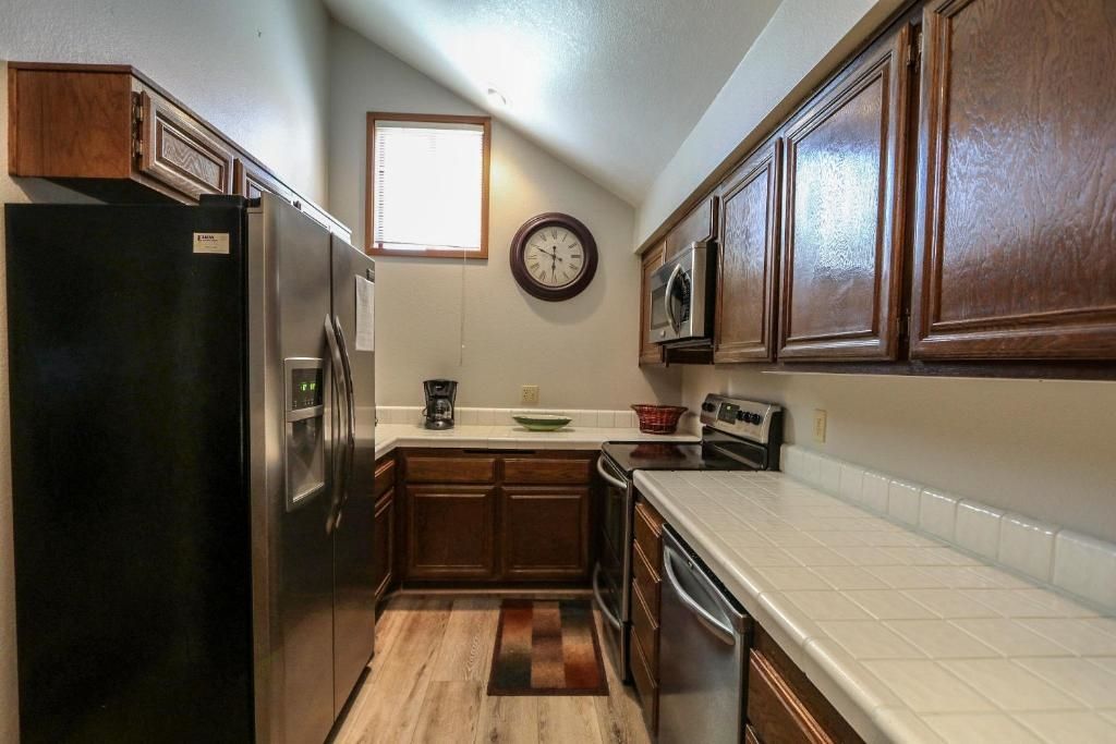Photo of 865 Majestic Pines #306 Dr, Mammoth Lakes, CA 93546 (MLS # 250701)