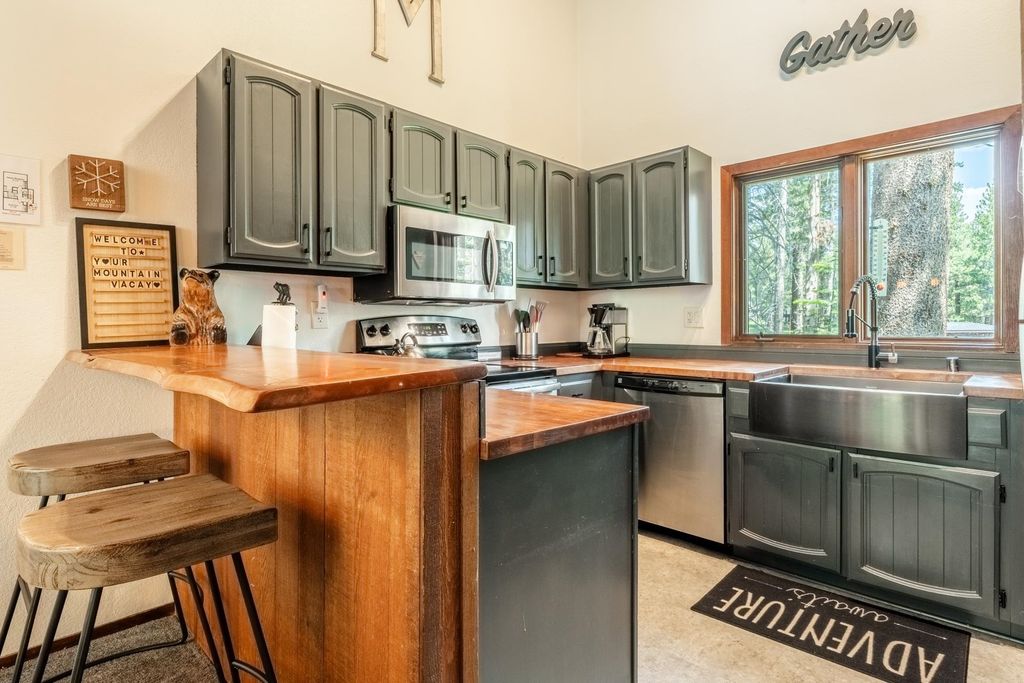 Photo of 3005 Meridian Blvd. #47 Blvd, Mammoth Lakes, CA 93546 (MLS # 250471)