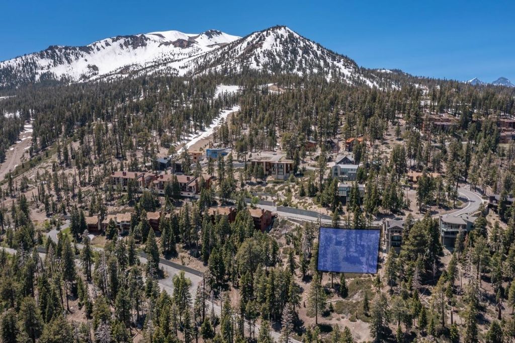 Photo of 33 Bridges Ln #16, Mammoth Lakes, CA 93546 (MLS # 230308)