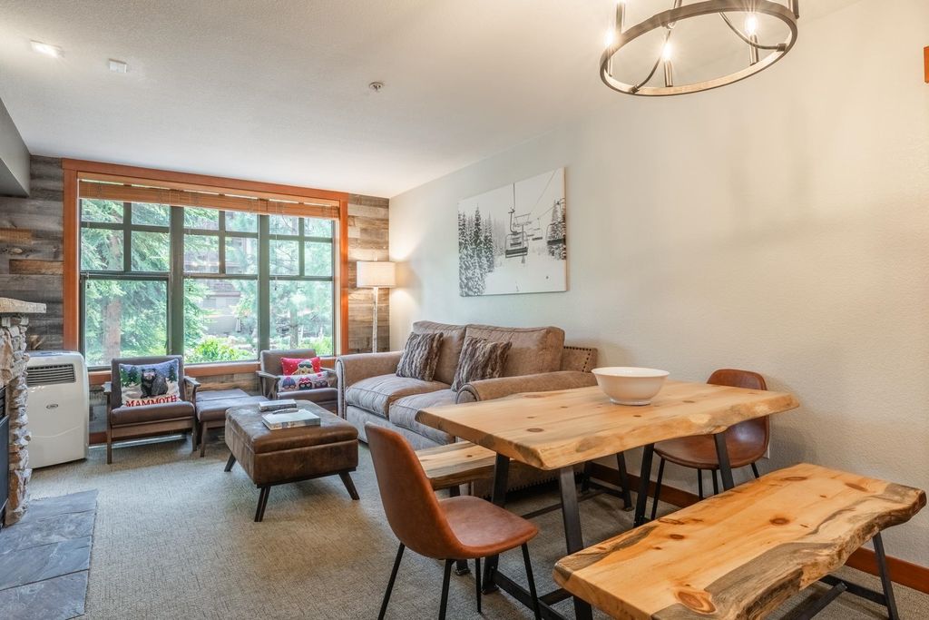Photo of 1111 Forest Trl #1123, Mammoth Lakes, CA 93546 (MLS # 250417)