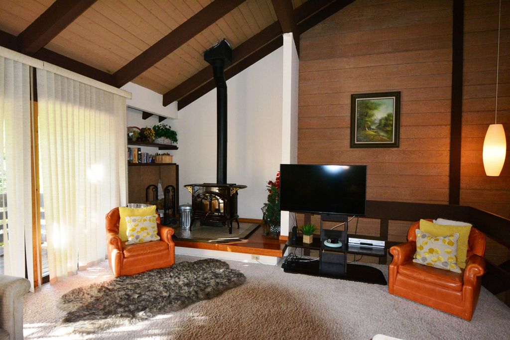 Photo of 98 Tyrol Lane #306, Mammoth Lakes, CA 93546 (MLS # 250625)