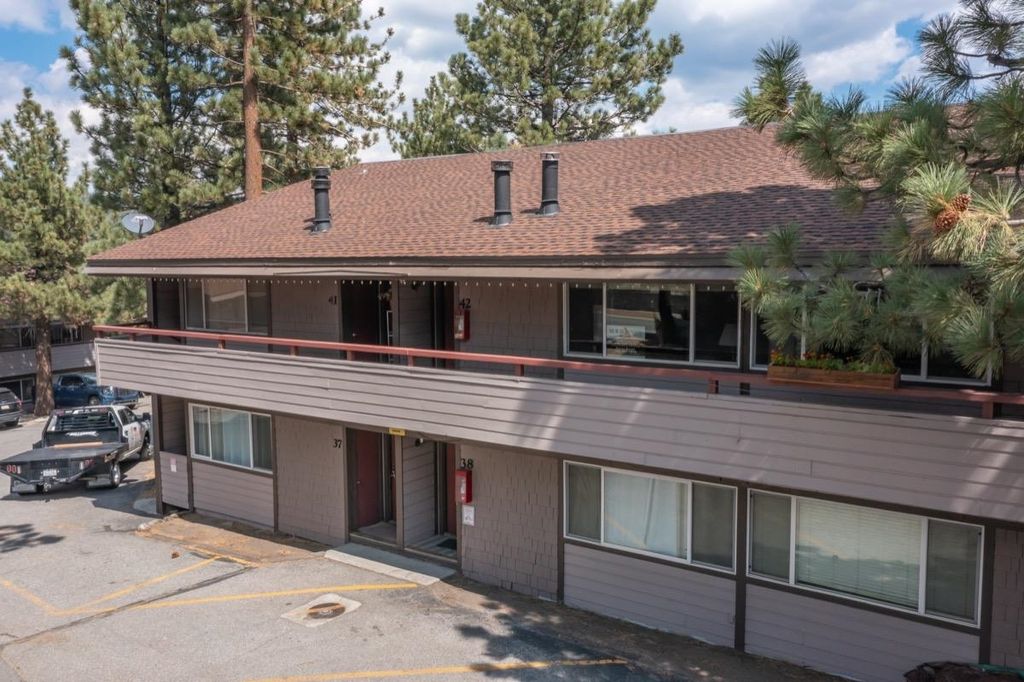 Photo of 165 Old Mammoth Road #42, Mammoth Lakes, CA 93546 (MLS # 250659)