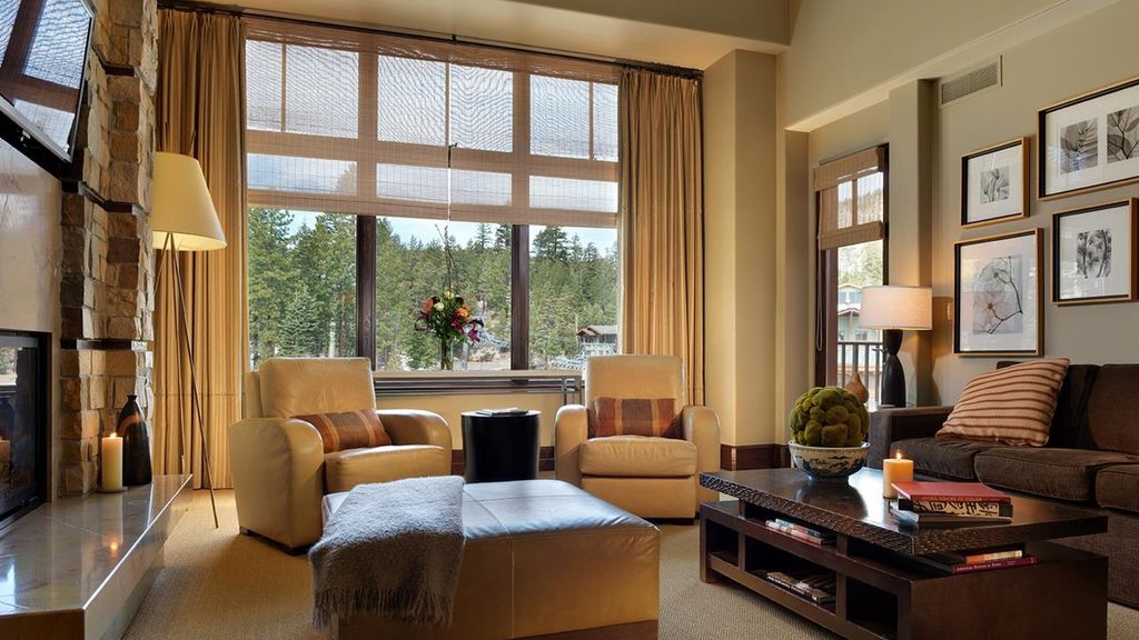 Photo of 50 Canyon Boulevard #B9-8, Mammoth Lakes, CA 93546 (MLS # 250119)
