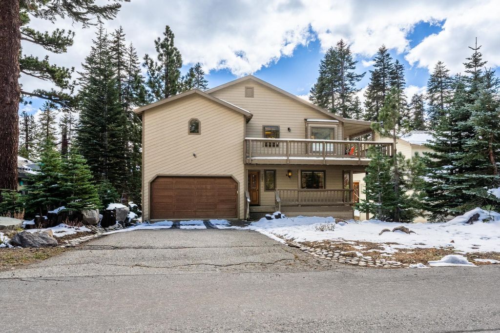 Photo of 157 Beaver Trl, Mammoth Lakes, CA 93546 (MLS # 250724)