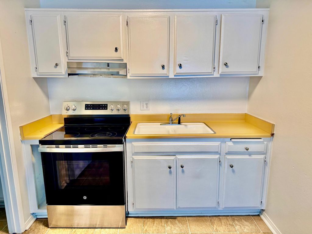 Photo of 137 Laurel Mountain Rd #302, Mammoth Lakes, CA 93546 (MLS # 250641)
