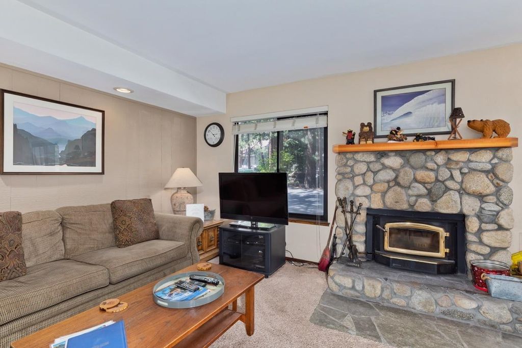 Photo of 2113 Meridian Blvd #185, MAMMOTH LAKES, CA 93546 (MLS # 250557)