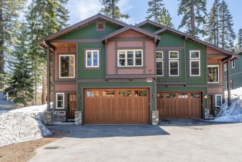 Photo of 125 Davison Road #1, MAMMOTH LAKES, CA 93546 (MLS # 250231)
