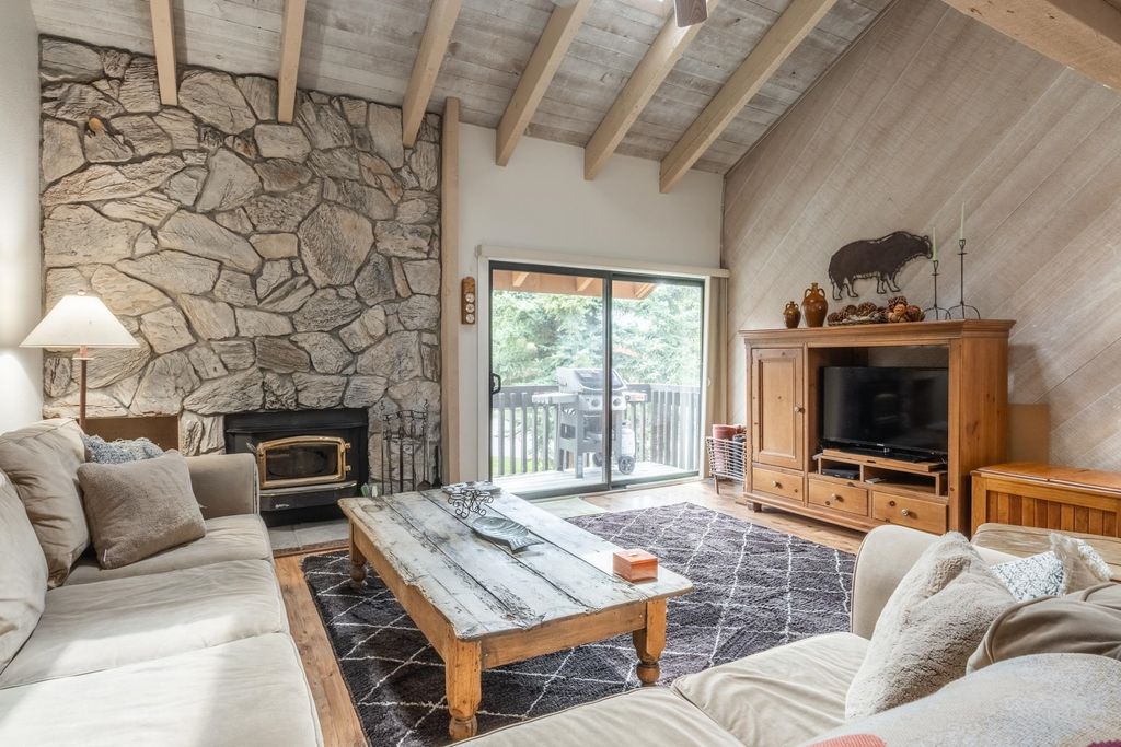Photo of 105 Sanctuary #105, Mammoth Lakes, CA 93546 (MLS # 250323)