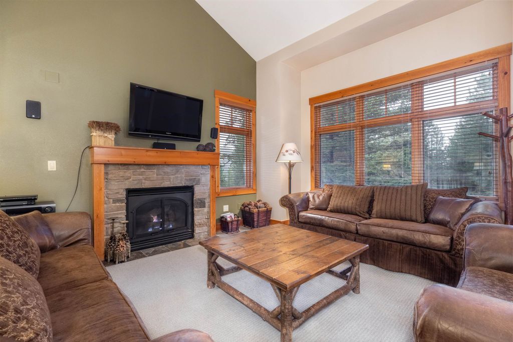 Photo of 2004 Lodestar Dr #12, Mammoth Lakes, CA 93546 (MLS # 250726)
