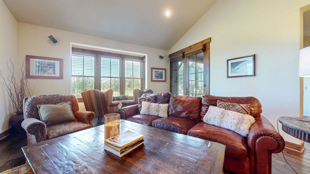 Photo of 1197 Pyramid Peak Dr #1197, Mammoth Lakes, CA 93546 (MLS # 250697)