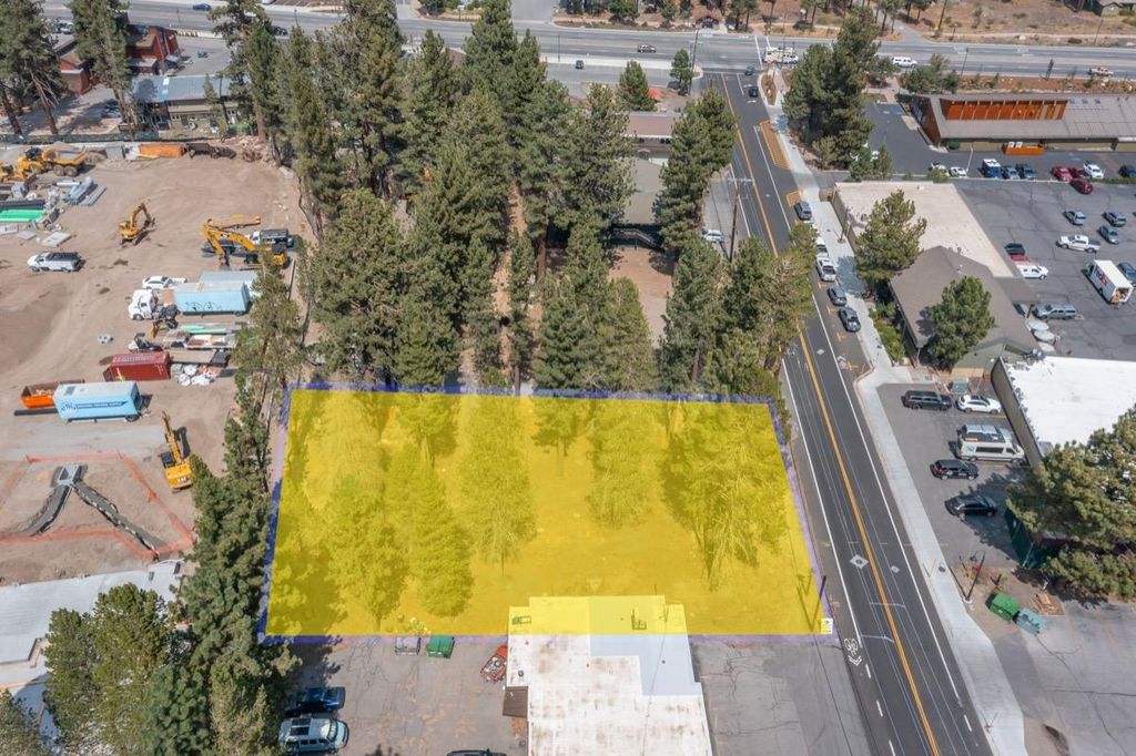 Photo of 76 Laurel Mountain Road #6, Mammoth Lakes, CA 93546 (MLS # 250668)