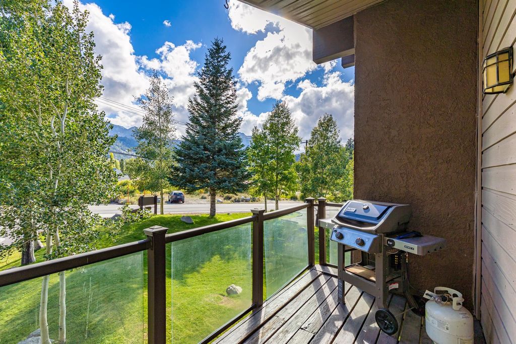 Photo of 100 Knoll Ave #19, June Lake, CA 93529 (MLS # 250412)