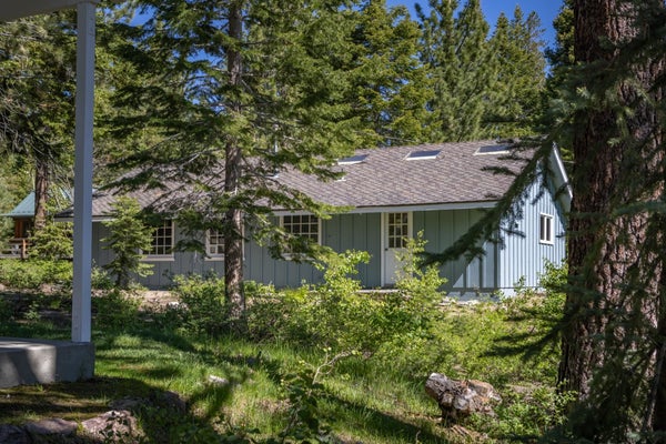 2 HILL ST, MAMMOTH LAKES, CA 93546 - Image a4ca1aa3c9c5a05becdd421dcd0f67cd/166190251