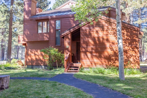 2112 MERIDIAN BLVD APT 30, MAMMOTH LAKES, CA 93546 - Image ee26c4fd2bbadc14f420e746d61fd588/197488422